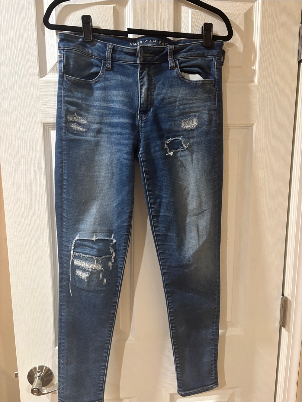 American Eagle Outfitters Women's Blue Distressed Skinny Jeans